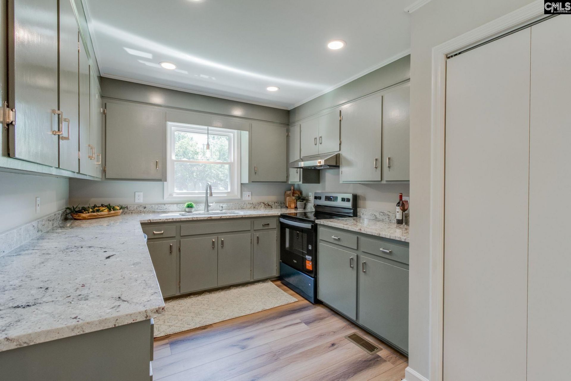 538 Black River Road  Photo 10