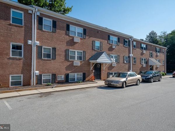 1 RADNOR DRIVE , Unit B 4, NEWTOWN SQUARE, PA 19073