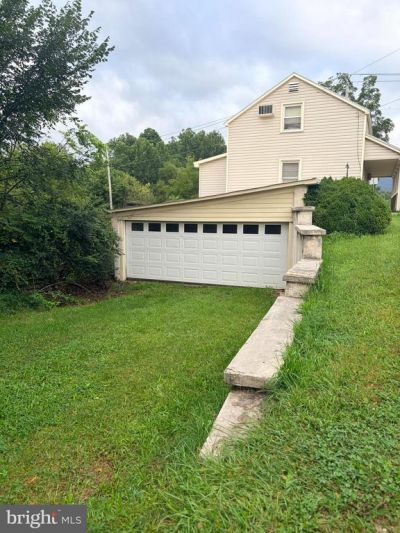 2397 LIBERTY VALLEY ROAD , ICKESBURG, PA 17037