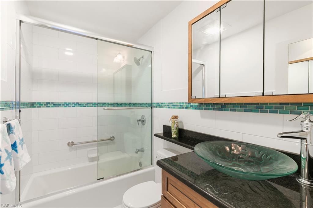 2121 Gulf Shore Blvd N, Unit 203, Naples, FL 34102 Photo