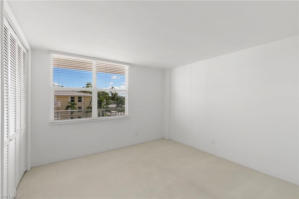 2121 Gulf Shore Blvd N, Unit 203, Naples, FL 34102 Photo