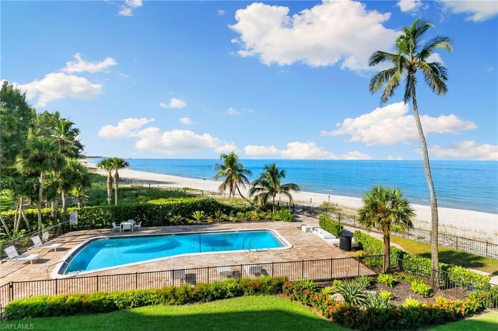 2121 Gulf Shore Blvd N, Unit 203, Naples, FL 34102 Photo