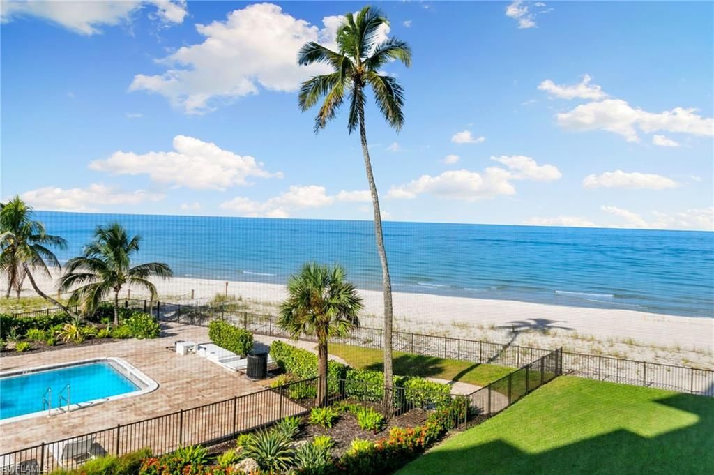 2121 Gulf Shore Blvd N, Unit 203, Naples, FL 34102 Photo