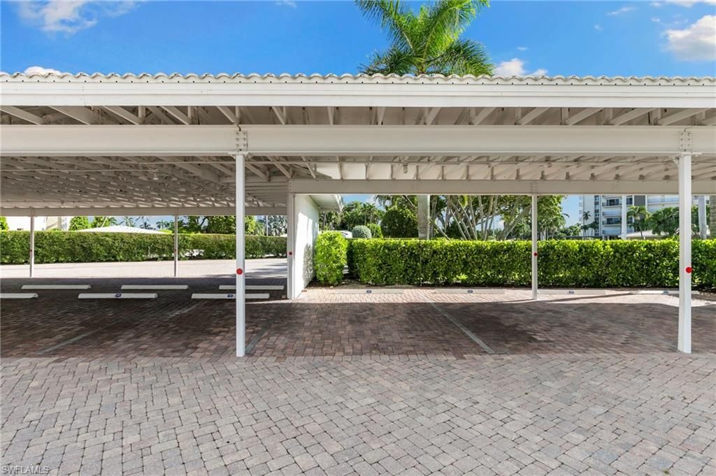 2121 Gulf Shore Blvd N, Unit 203, Naples, FL 34102 Photo