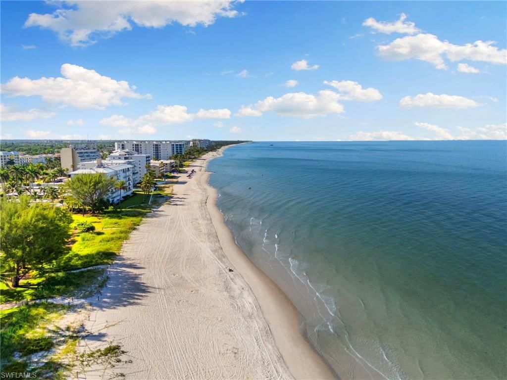 2121 Gulf Shore Blvd N, Unit 203, Naples, FL 34102 Photo