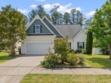 405 Braxcarr Street, Holly Springs, NC 27540