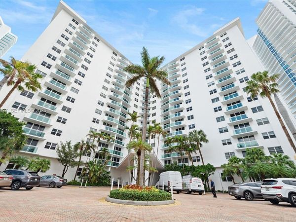3001 S Ocean Dr , Unit 947, Hollywood, FL 33019