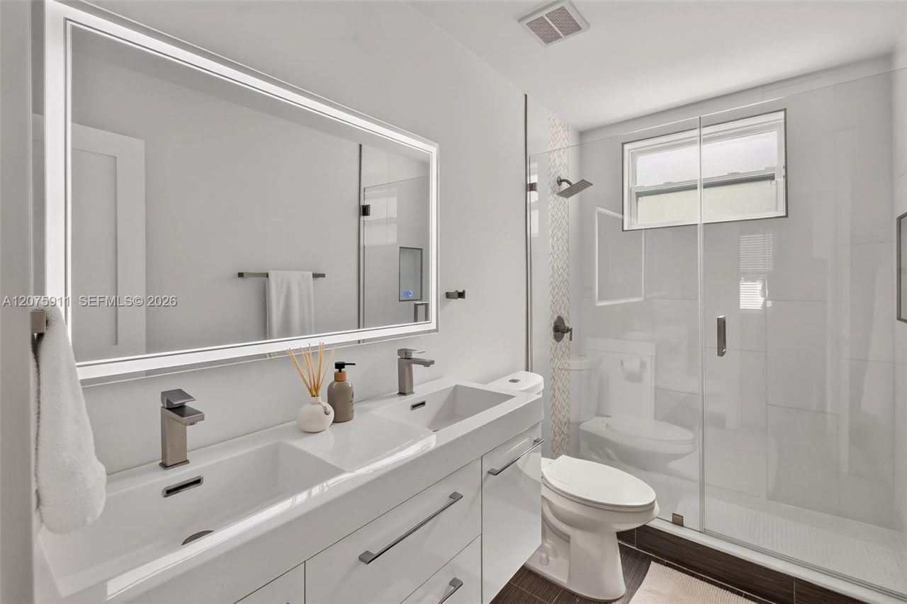 2272 SW 13th St, Miami, FL 33145 Photo