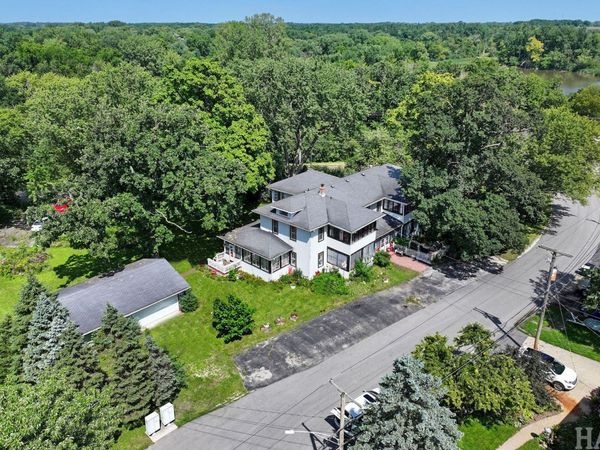 25036 W 1st Street , Antioch, IL 60002