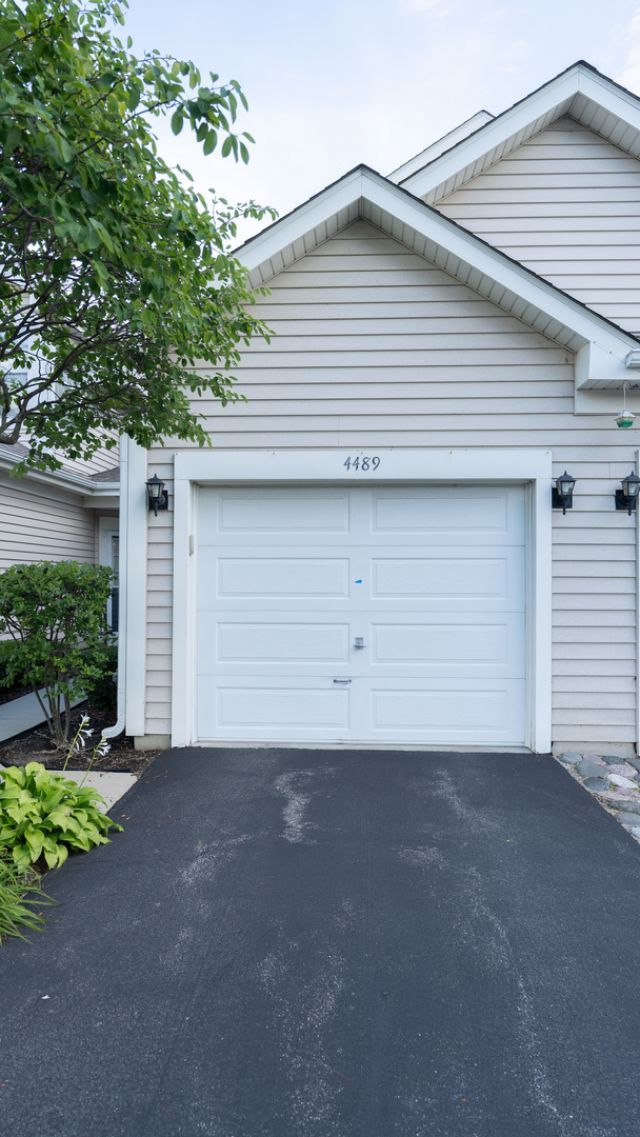4489 W Brownstone Way, Unit 4489, Waukegan, IL 60085 Main Photo