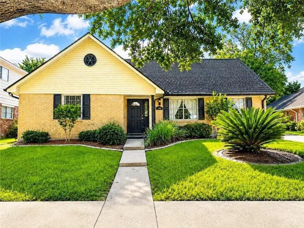 2146 EASTER Lane , New Orleans, LA 70114