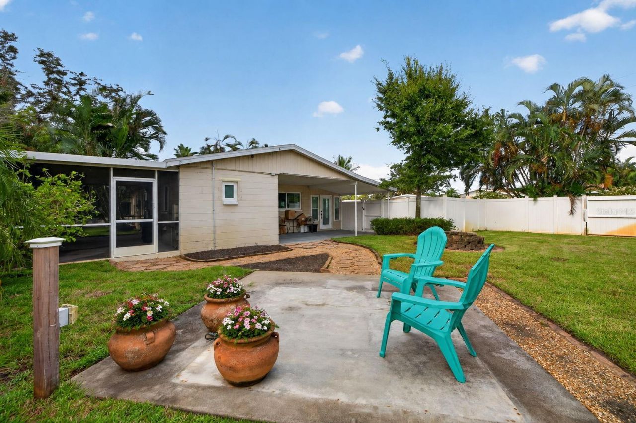 4392 Walnut Street Ne, Saint Petersburg, FL 33703 Photo