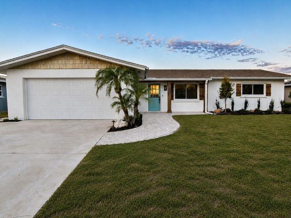 2902 23RD AVENUE W, BRADENTON, FL 34205