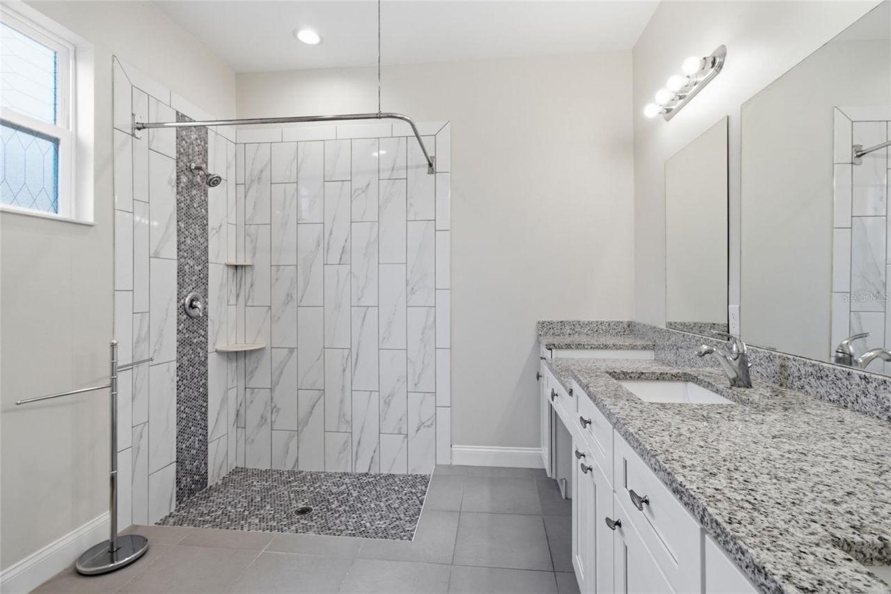 4510 Wilkinson Road, Sarasota, FL 34233 Photo