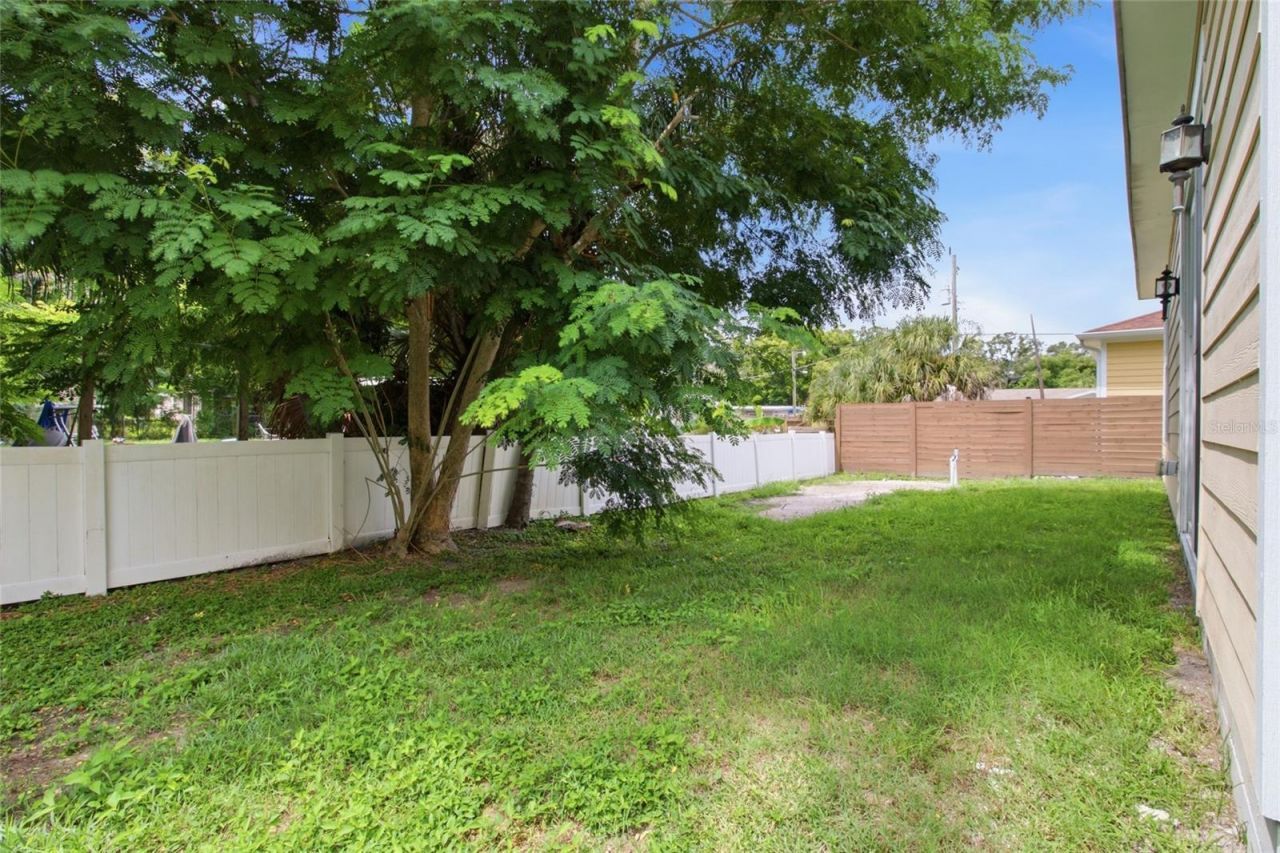 4510 Wilkinson Road, Sarasota, FL 34233 Photo