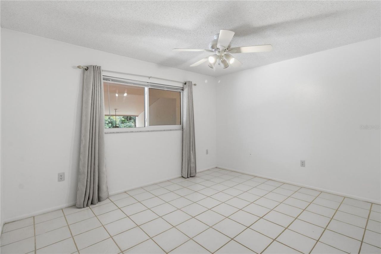 2448 Clubhouse Drive, Unit 202, Sarasota, FL 34232 Photo