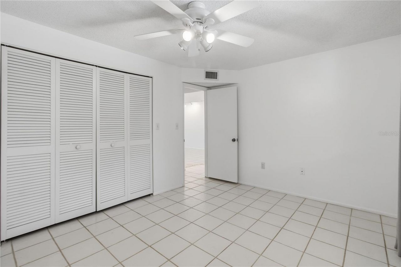 2448 Clubhouse Drive, Unit 202, Sarasota, FL 34232 Photo