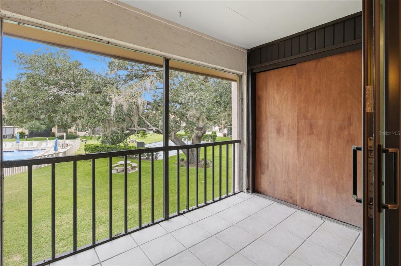 2448 Clubhouse Drive, Unit 202, Sarasota, FL 34232 Photo