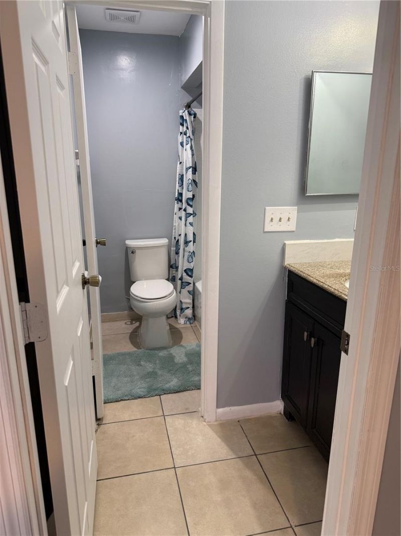 3000 S Semoran Boulevard, Unit 9, Orlando, FL 32822 Photo