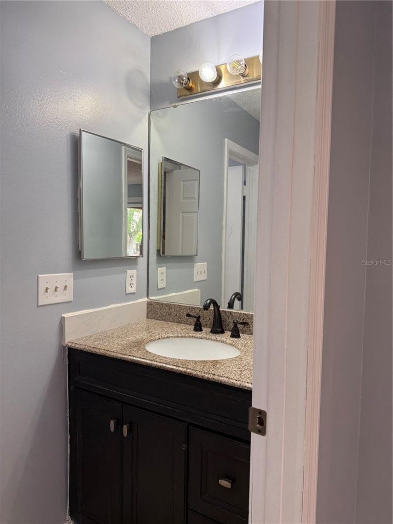 3000 S Semoran Boulevard, Unit 9, Orlando, FL 32822 Photo