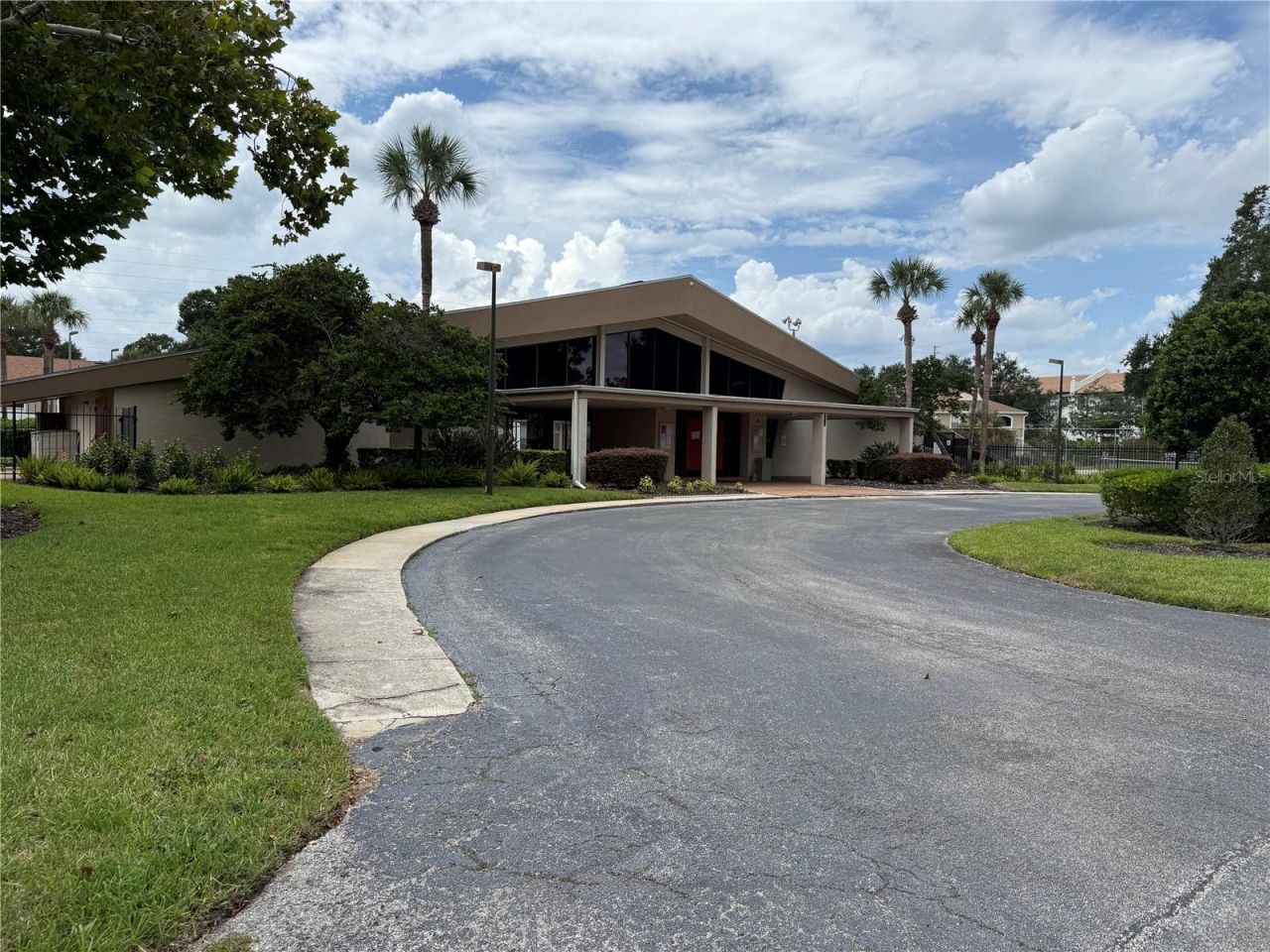 3000 S Semoran Boulevard, Unit 9, Orlando, FL 32822 Photo