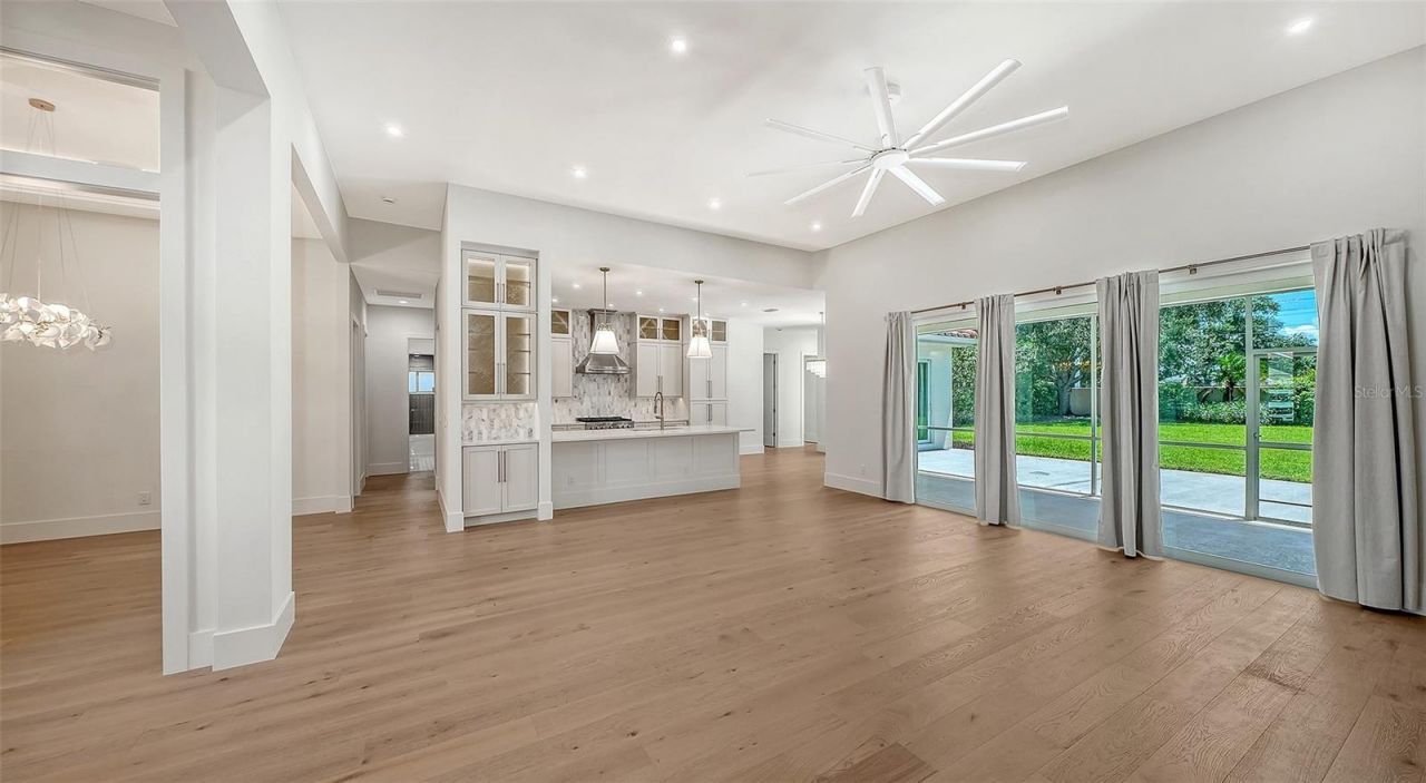 2729 Harvest Drive, Sarasota, FL 34240 Photo
