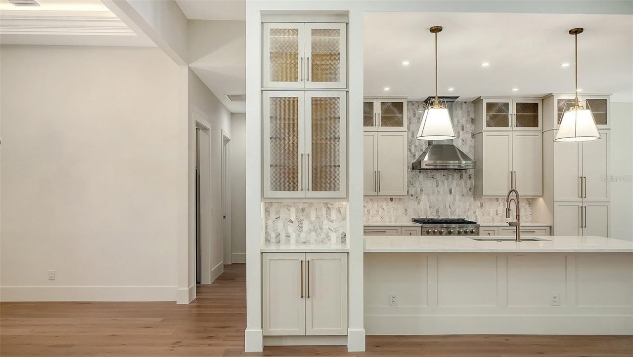 2729 Harvest Drive, Sarasota, FL 34240 Photo