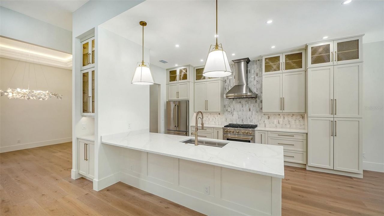 2729 Harvest Drive, Sarasota, FL 34240 Photo