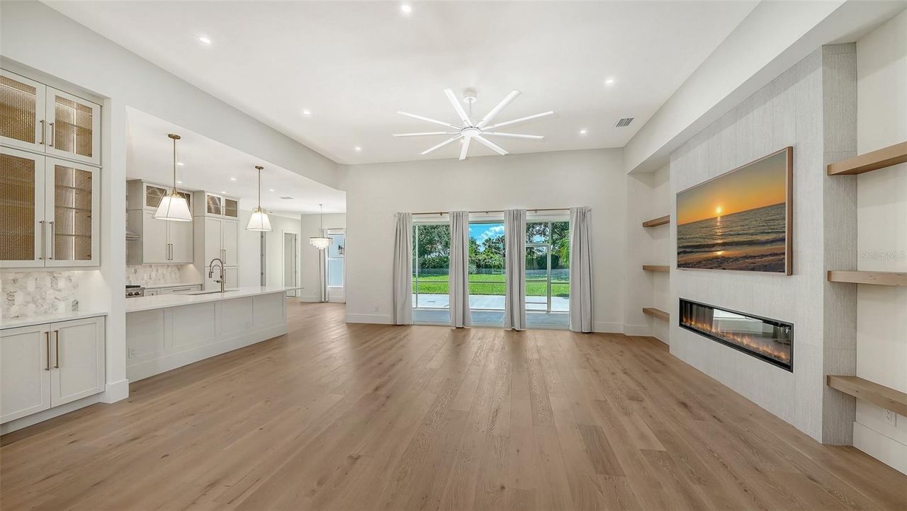 2729 Harvest Drive, Sarasota, FL 34240 Photo