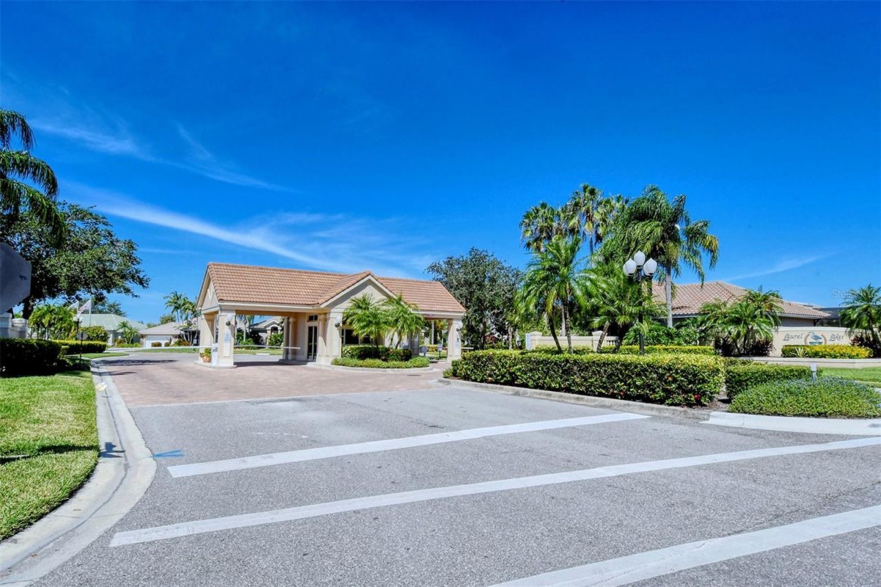 2729 Harvest Drive, Sarasota, FL 34240 Photo