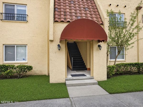 3878 LA MIRADA Drive N, Unit 3, Jacksonville, FL 32217
