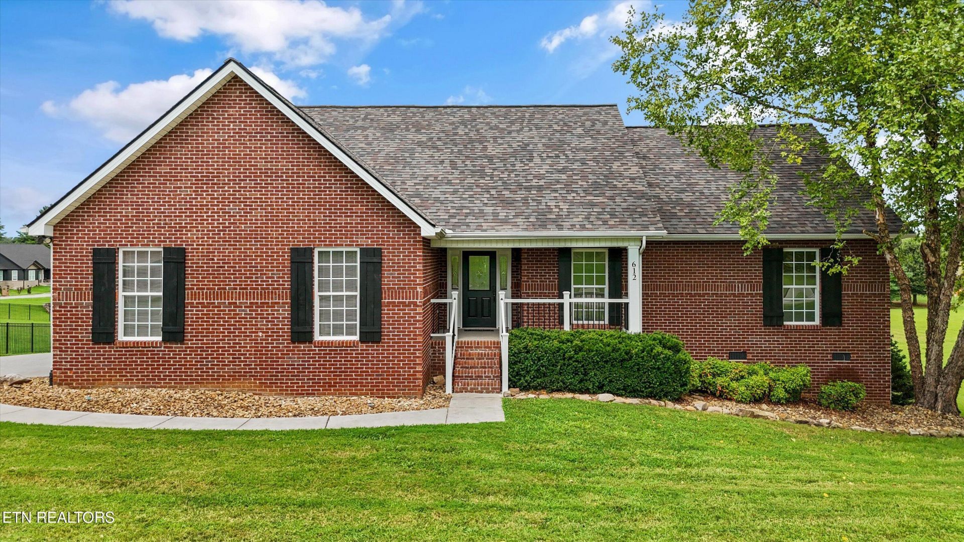 612 Yellow Rose Lane, Maryville, TN 37803 Main Photo