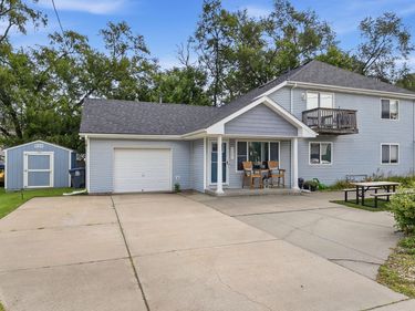 5221 NAVAJO Street, COUNCIL BLUFFS, IA 51501