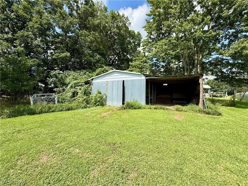 7176 Pearl Road SE, Amsterdam, OH 43903 Photo 30