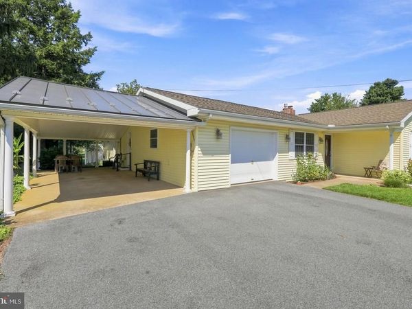 313 LINDEN STREET, EAST EARL, PA 17519