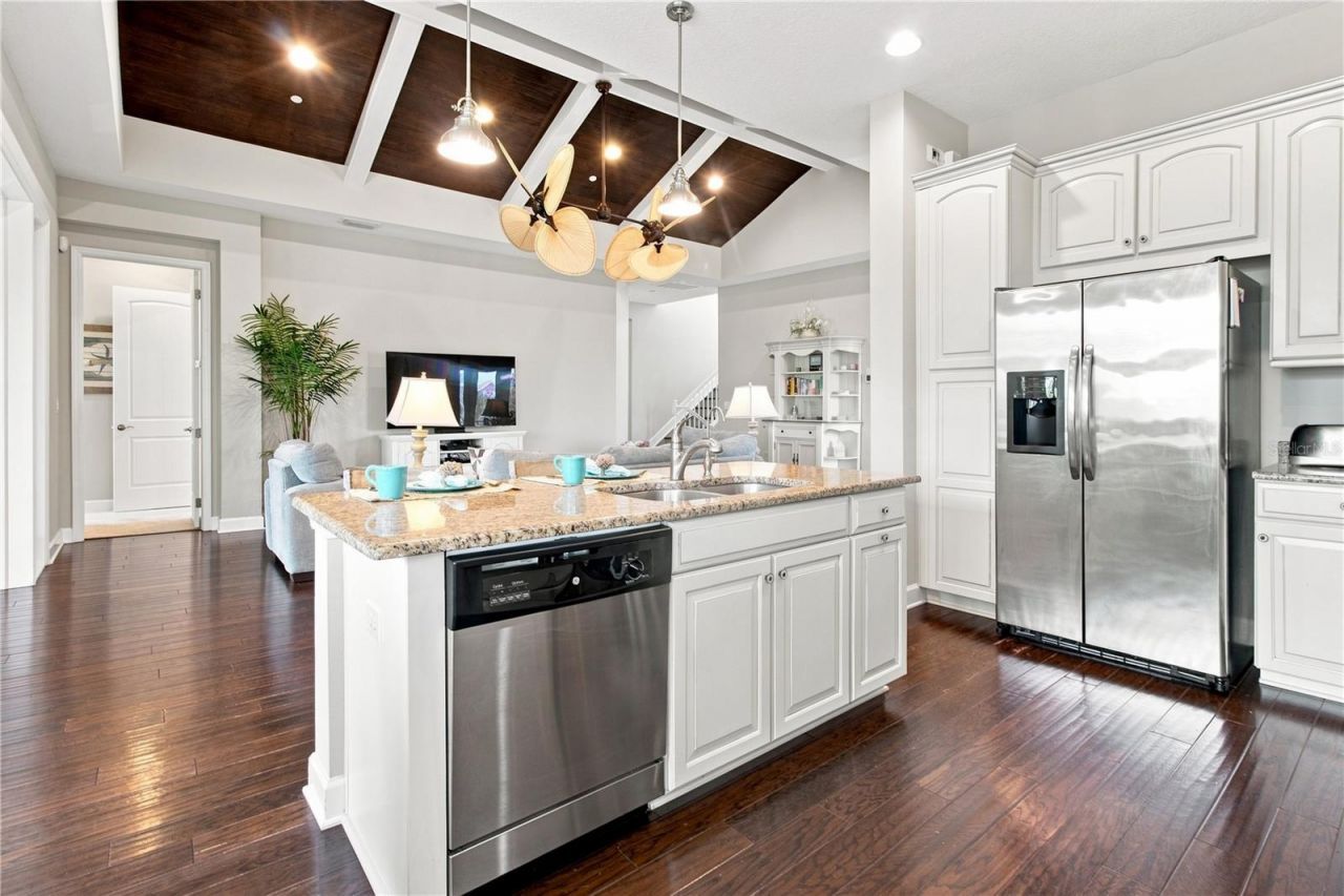 311 Sapphire Lake Drive, Unit 202, Bradenton, FL 34209 Photo