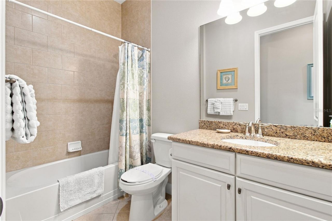 311 Sapphire Lake Drive, Unit 202, Bradenton, FL 34209 Photo