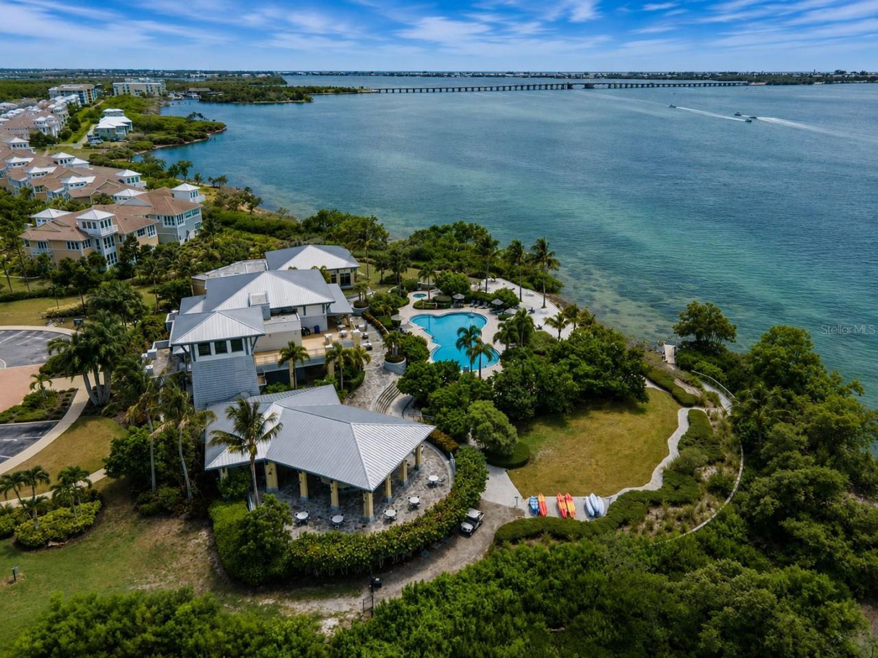 311 Sapphire Lake Drive, Unit 202, Bradenton, FL 34209 Photo