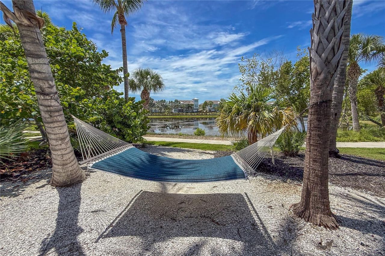 311 Sapphire Lake Drive, Unit 202, Bradenton, FL 34209 Photo