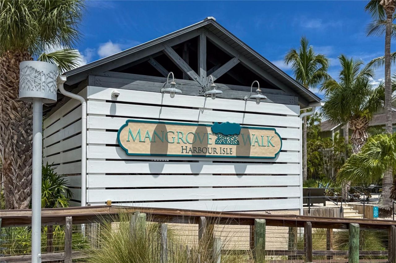 311 Sapphire Lake Drive, Unit 202, Bradenton, FL 34209 Photo