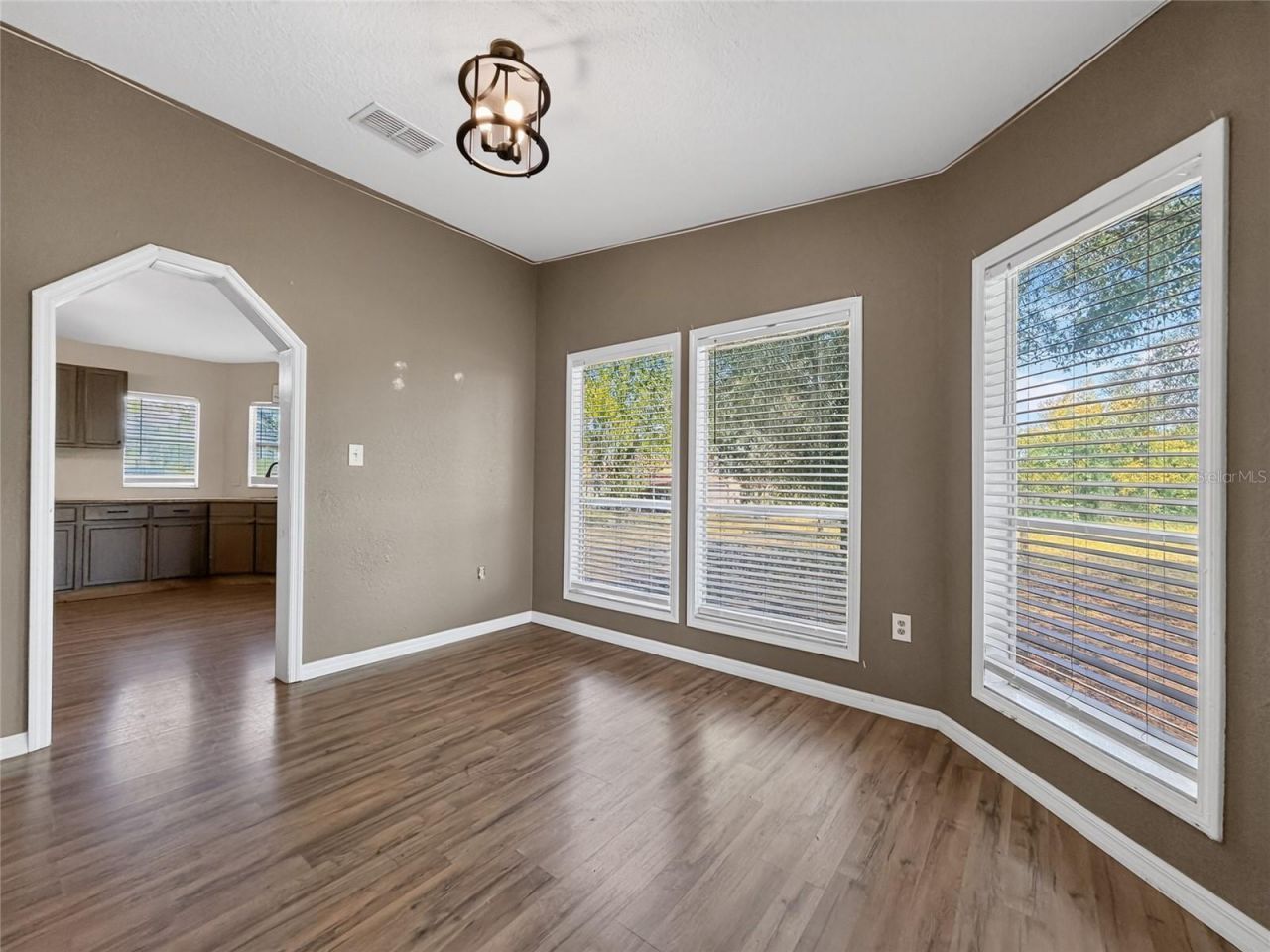37647 Jenny Lane , Eustis, FL 32736 Photo