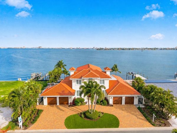 504 55 TH AVENUE , ST PETE BEACH, FL 33706