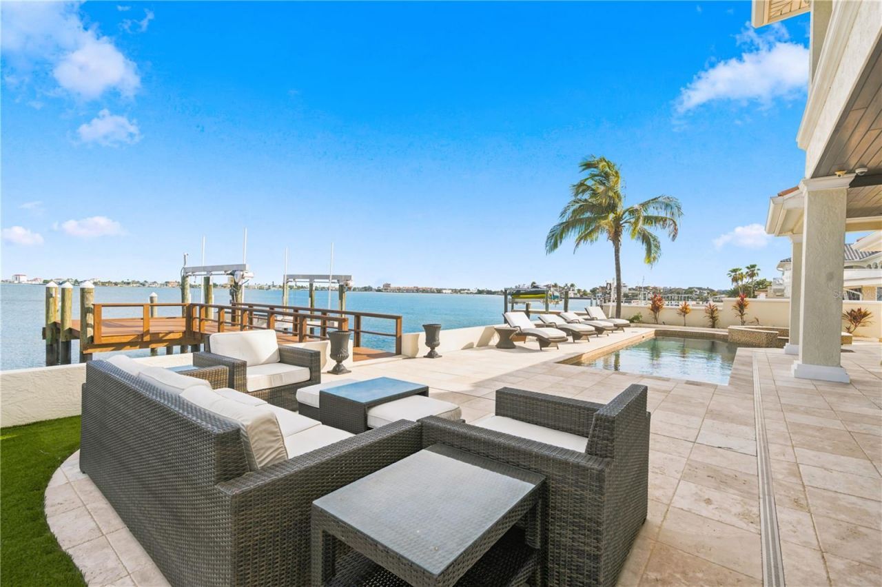 504 55 Th Avenue, Saint Pete Beach, FL 33706 Photo