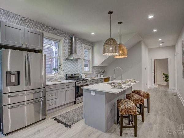 871 Hutchins Avenue, Cincinnati, OH 45229