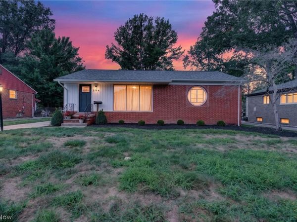 584 Bayfair Drive , Bay Village, OH 44140