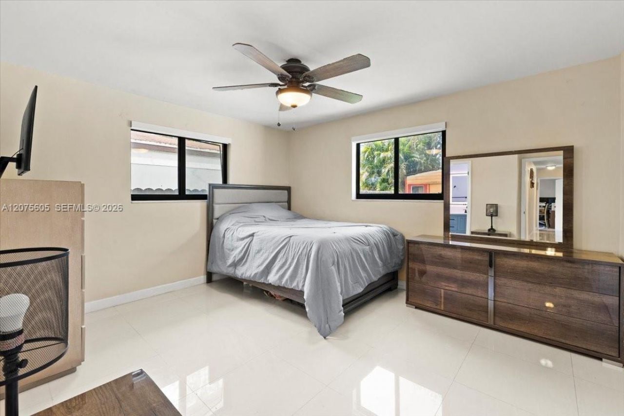 40 NW 119th St , Miami, FL 33168 Photo