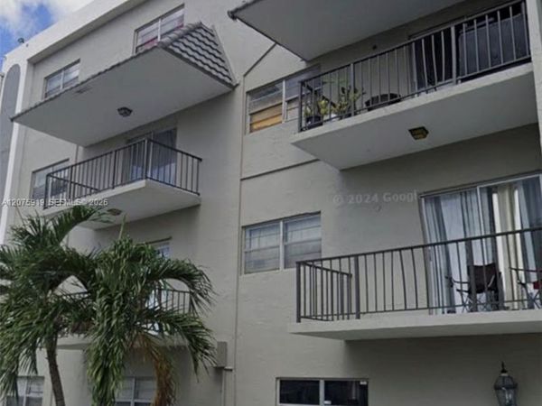 5100 SW 41st St , Unit 320, Hollywood, FL 33023