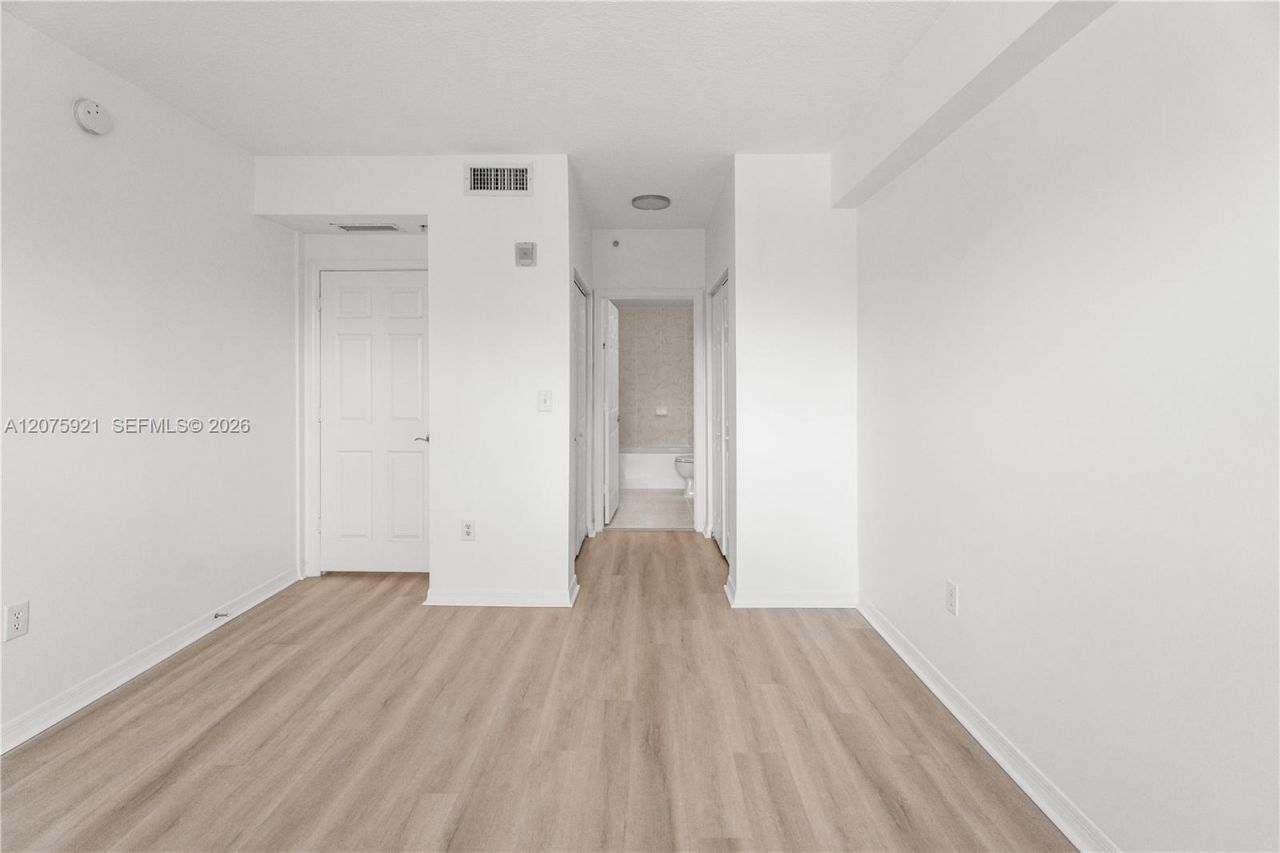 6851 SW 44th St, Unit 209, Miami, FL 33155 Photo