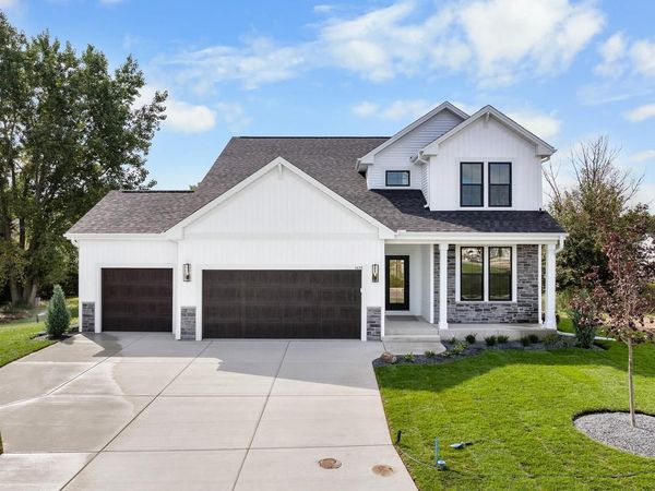3639 Perennial PARKWAY, Franksville, WI 53126