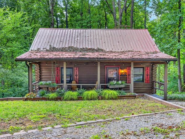 144 Low Brook Court NE, Cleveland, TN 37312